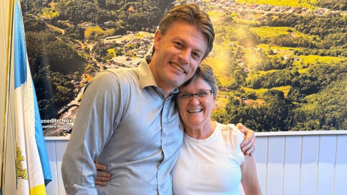 Nilza Maria Nones assume interinamente a Prefeitura de Benedito Novo