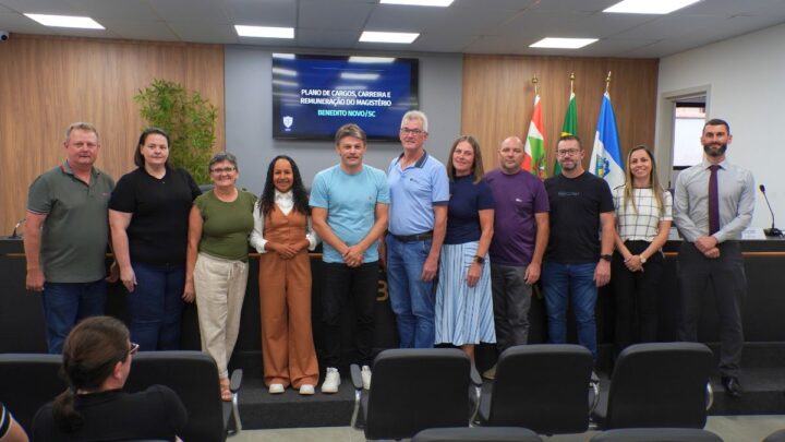 Benedito Novo: Audiência detalha novo Plano de Carreira e valoriza professores