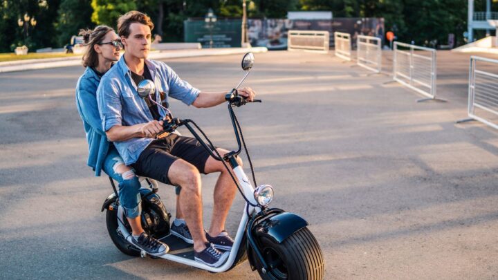 Câmara de Timbó debate projeto de lei sobre veículos elétricos e autopropelidos