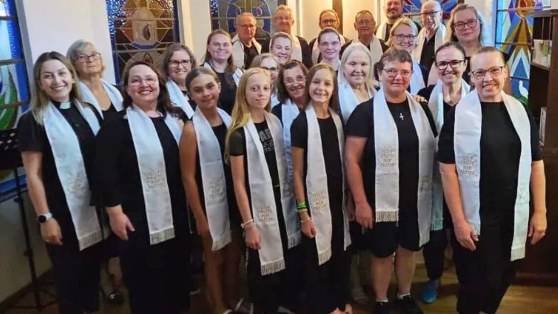 Cantata de Páscoa leva música e esperança aos setores do Hospital Oase