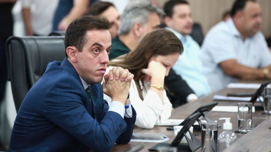 Câmara de Blumenau aprova requerimentos para pessoas com TEA no Dia Mundial de Conscientização do Autismo