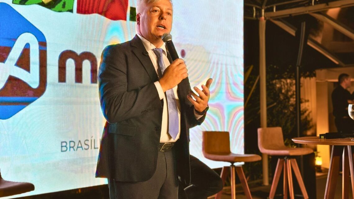 SC será polo de remédios contra o câncer para a América Latina, diz Fabiano da Luz SC será polo de remédios contra o câncer para a América Latina, diz Fabiano da Luz