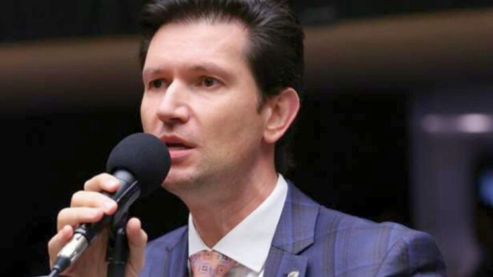 Deputado Gilson Marques protocola projeto que dá segurança jurídica ao uso de criptomoedas em contratos privados no Brasil