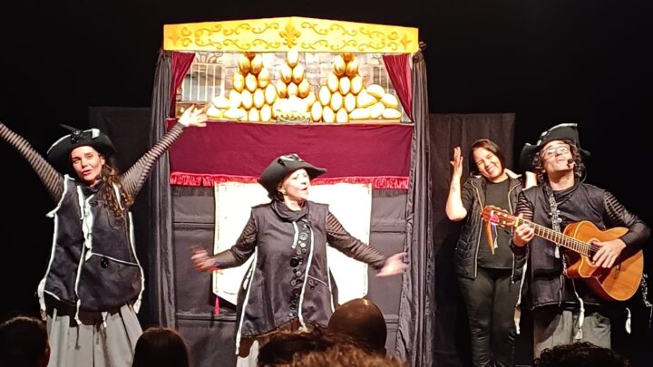 Do zero ao palco: como nasce um espetáculo de teatro de bonecos